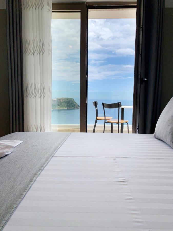 Vila 8 Hotel Himare Bagian luar foto