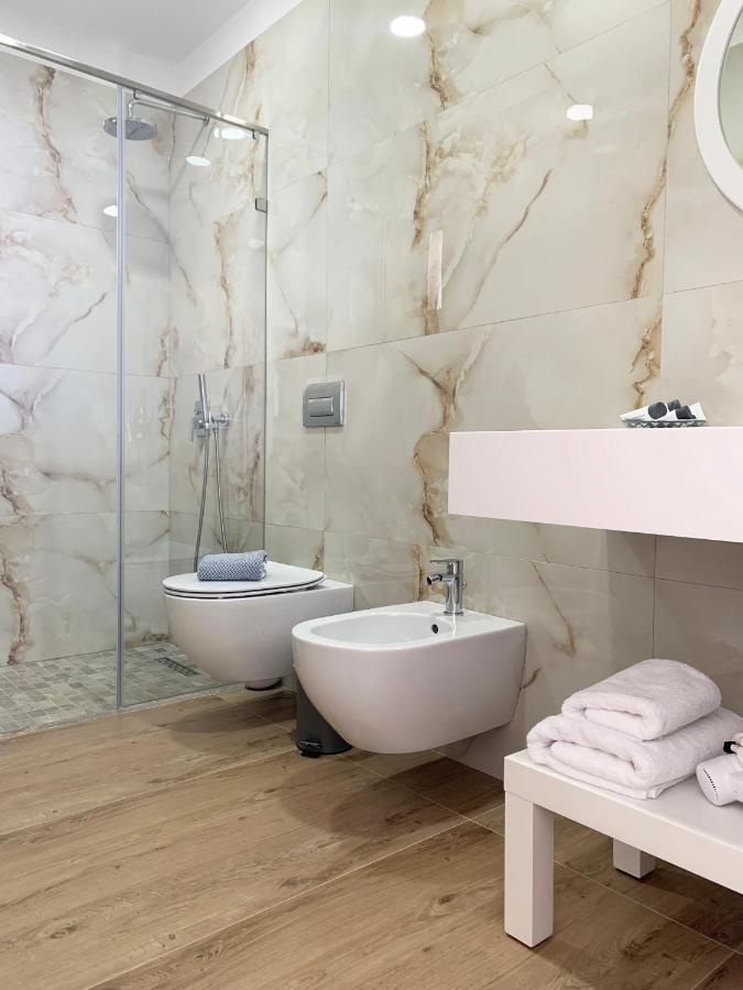 Vila 8 Hotel Himare Bagian luar foto