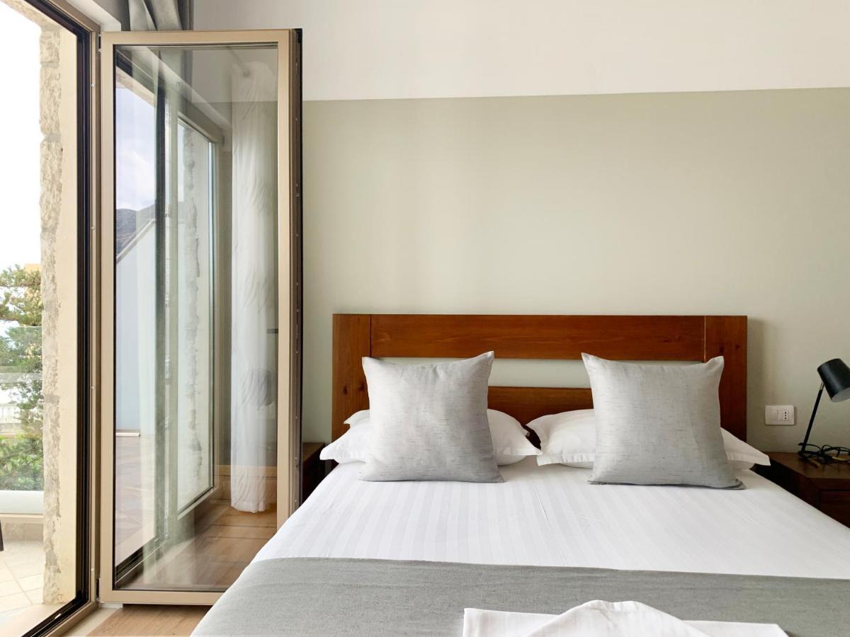 Vila 8 Hotel Himare Bagian luar foto