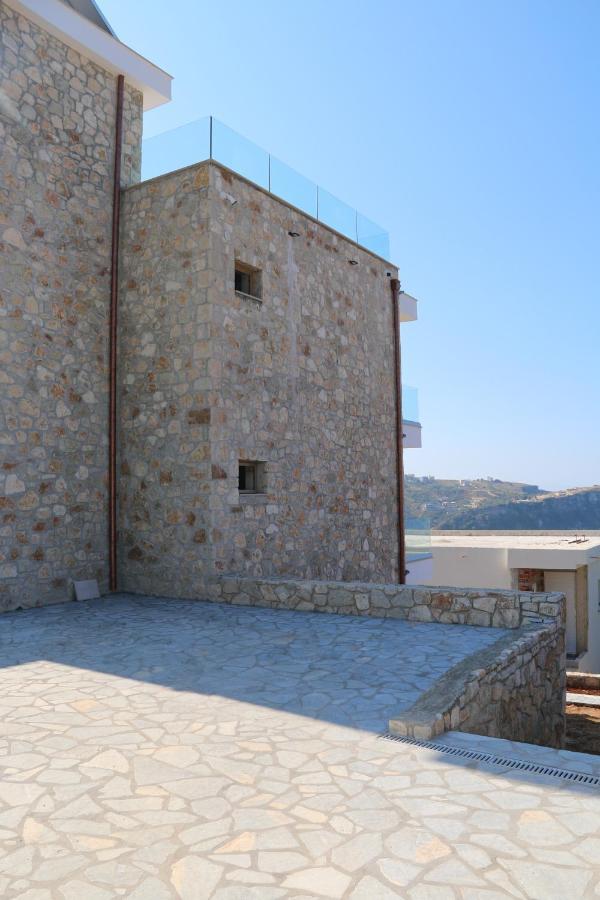 Vila 8 Hotel Himare Bagian luar foto